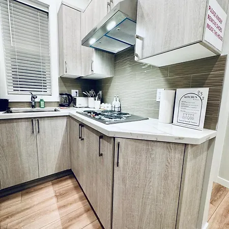 Newly Built Home, Ample Parking, Near Sea Airport